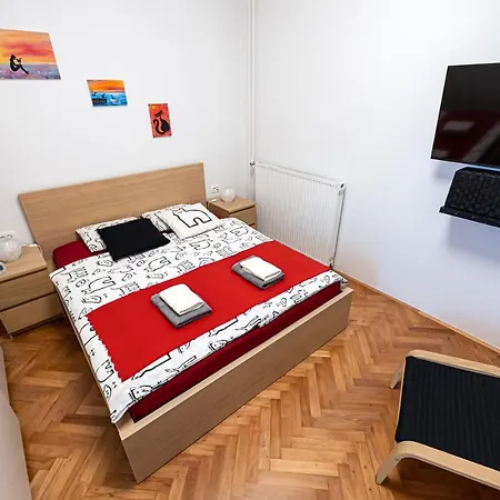 That Cat Flat - Free Parking, Near Center, Cats! Апартаменти Любляна